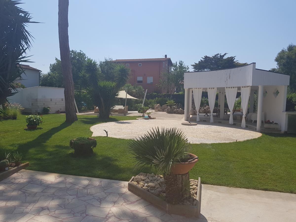 Golden Beach Residence Fregenae Εξωτερικό φωτογραφία